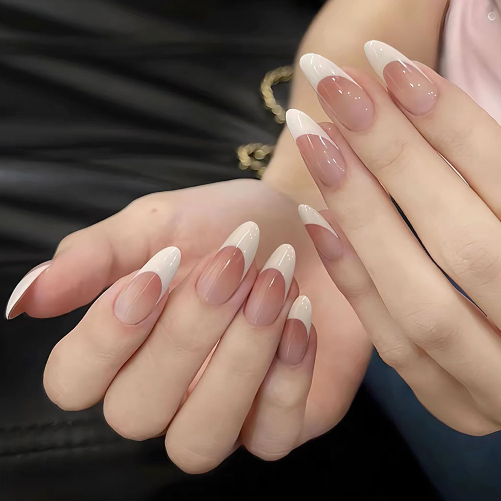 フレンチピンクの偽の爪,ミディアムアーモンド,グラデーション - Nail Art Pink のレビューと価格